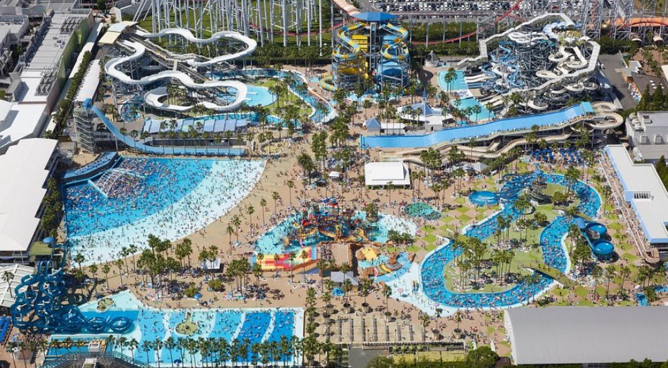 Nagashima Spa Land, Japan